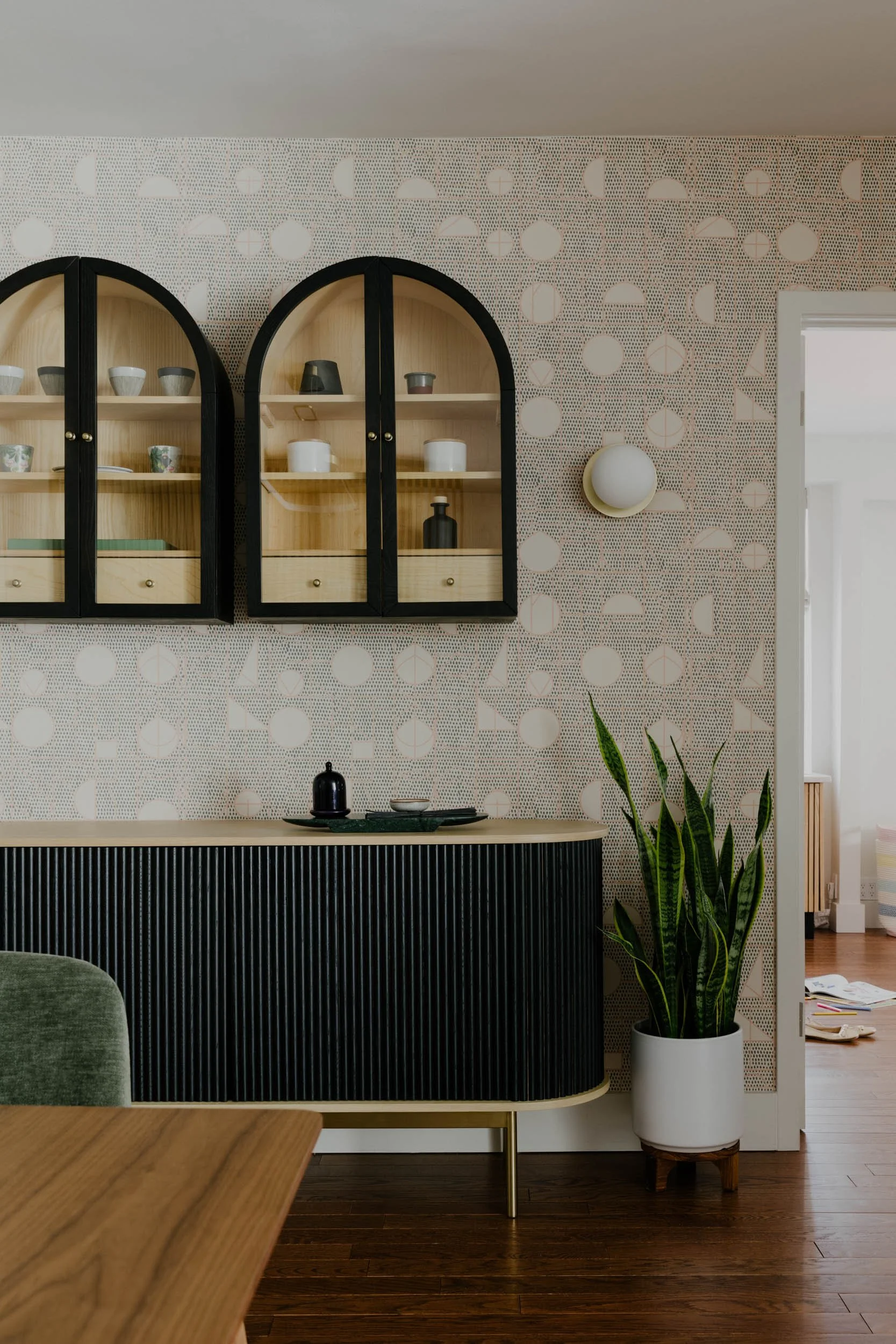 How Do I Find a Wellness-Focused Interior Designer in New York?