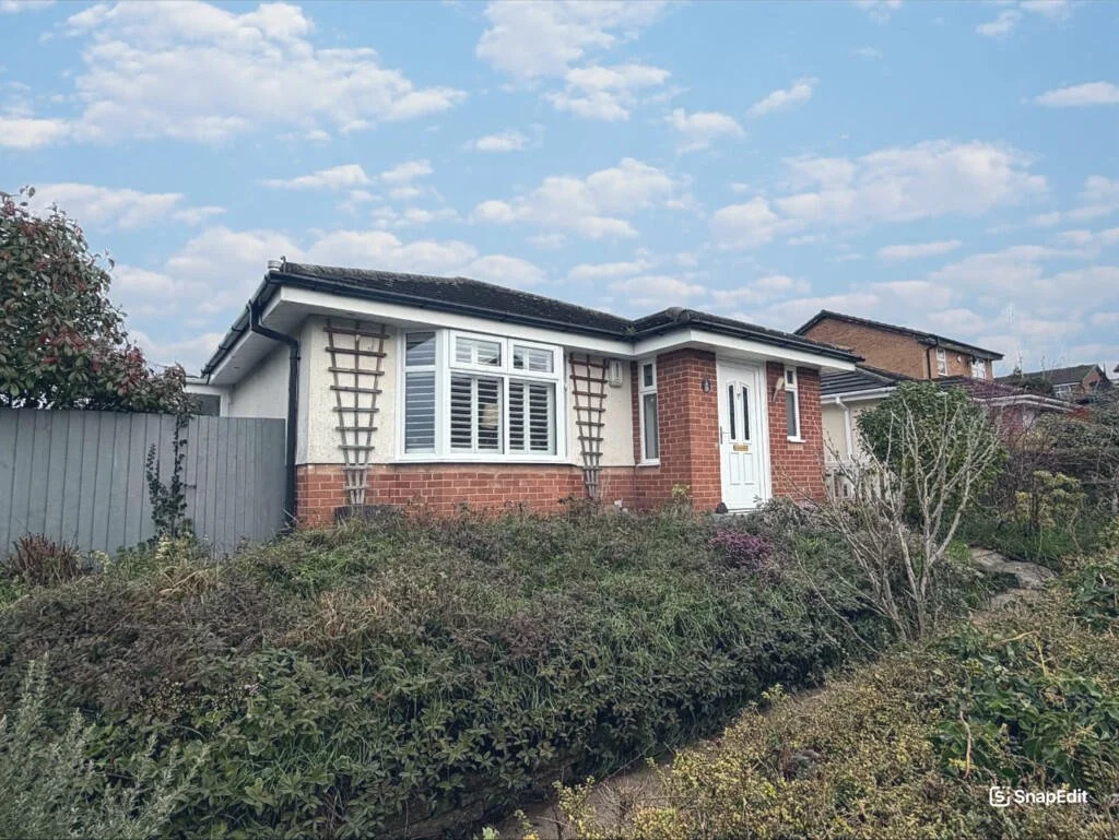 NEW NEW NEW&hellip; 🔑 Detached Bungalow
Just listed 🏡 Rookery Rise, Winsford CW7 3EA📍&pound;350,000💸

Prepare to be blown away by this beautifully presented and wheelchair-friendly detached home. 
The property has been finished to a high standard