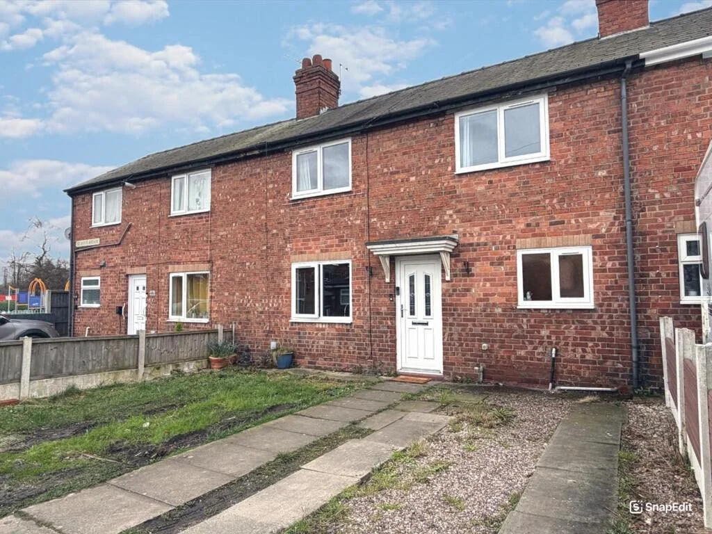 NEW NEW NEW&hellip; 🔑
Just listed 🏡 St.Annes Avenue, Middlewich📍&pound;170,000💸

Situated in a sought-after location, just moments from picturesque canal-side walks, this Mid-terraced home offers well-proportioned living space ideal for families,