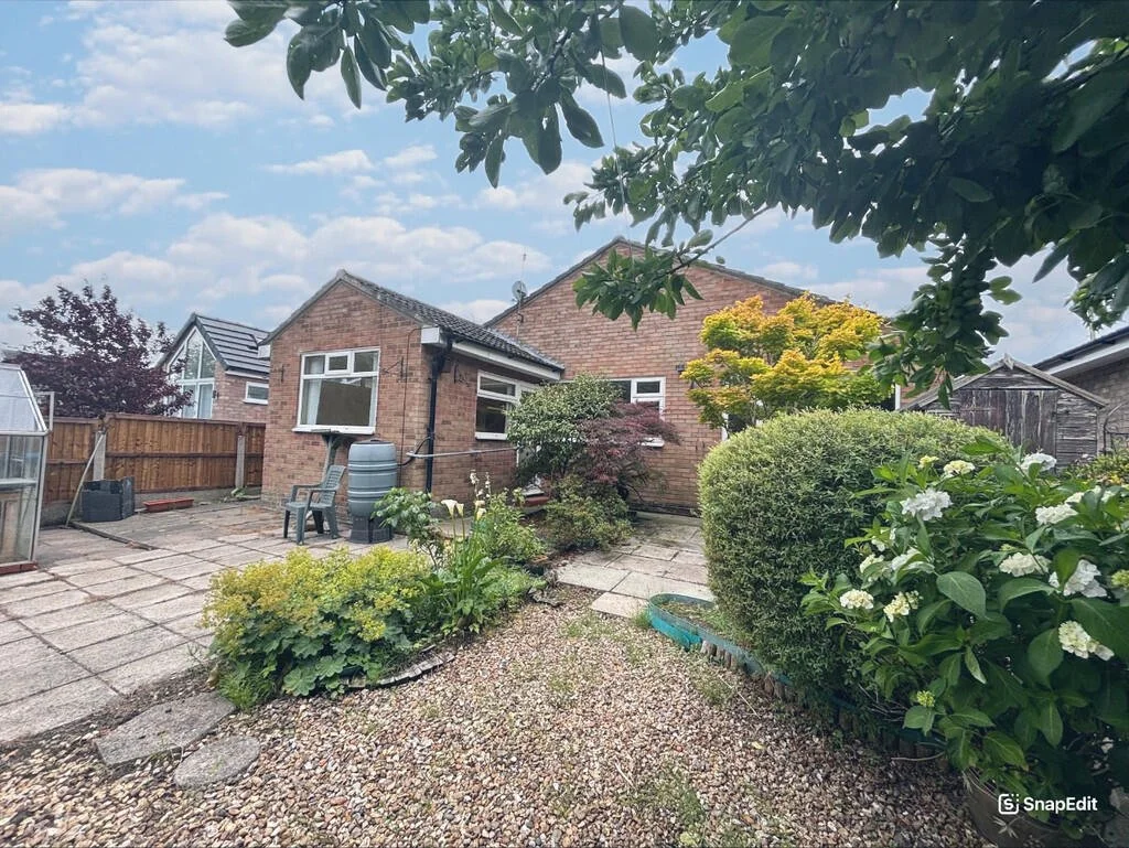 📣 JUST REDUCED!!!📣 NO ONWARD CHAIN
Eaton View, Moulton, Northwich&mdash; now &pound;279,000!
Situated in the desirable village of Moulton, in a cul-de-sac location is this detached bungalow which is offered for sale with no onward chain. Internally