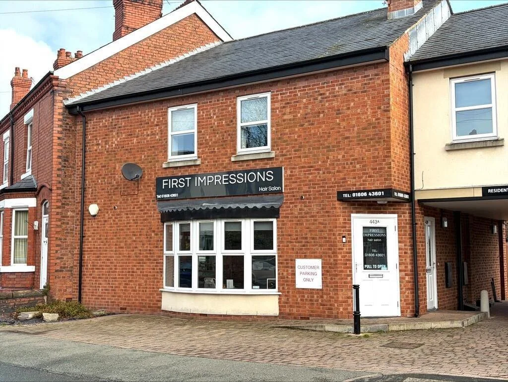 🏡 JUST LAUNCHED | London Road, Davenham, Northwich, Cheshire | &pound;125,000 🏡

✨ A fantastic opportunity to purchase a commercial property 
✨Generous ground floor layout
✨Kitchen and WC
✨Allocated parking
✨Tenure: Freehold
✨Management fee &pound;