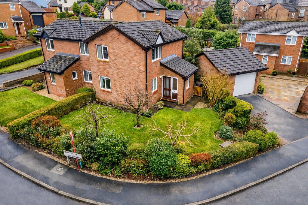 A Fantastic Three-Bedroom Home in the Popular Pippins Development &ndash; No Onward Chain

Situated within the highly sought-after Pippins Development, close to local schools, amenities, and excellent transport links, this charming three-bedroom home
