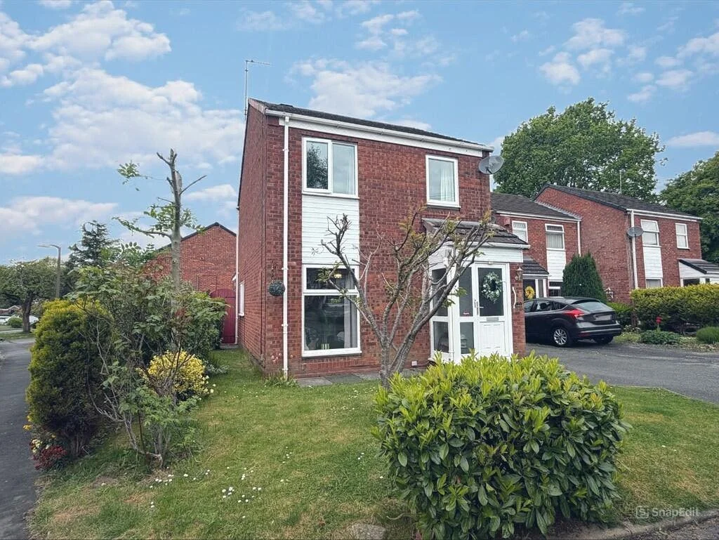 JUST LAUNCHED!!! 🏡 Kingsley Drive, Leftwich, Northwich, Cheshire | &pound;250,000 | Link-Detached House | Three Bedroom | One Bathroom 🏡

✨ An extended link detached home
✨Lounge, dining room, kitchen and utility
✨Three bedrooms and shower room
✨Of
