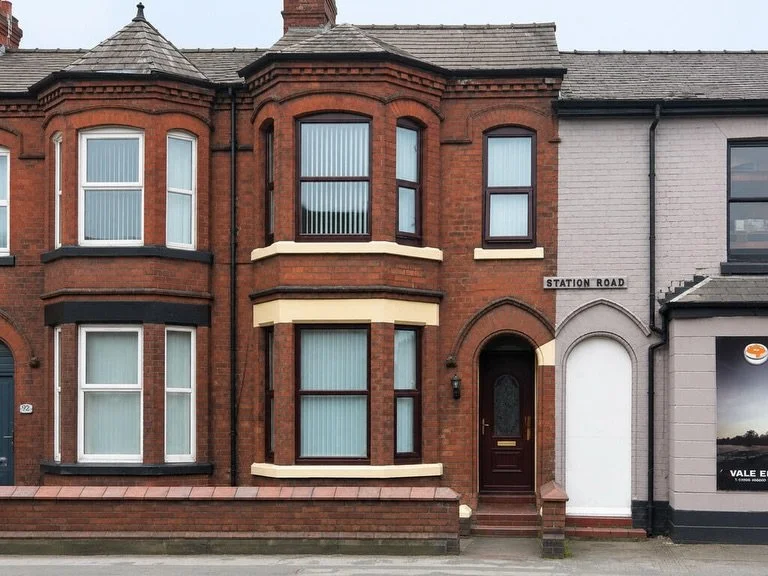 🏡 JUST LAUNCHED 🏡

📍 Station Road, Northwich
💷 &pound;195,000

✨ No Onward Chain ✨

Looking for a home that&rsquo;s ready to move straight into? This beautifully renovated three-bedroom terraced property has been modernised throughout while retai
