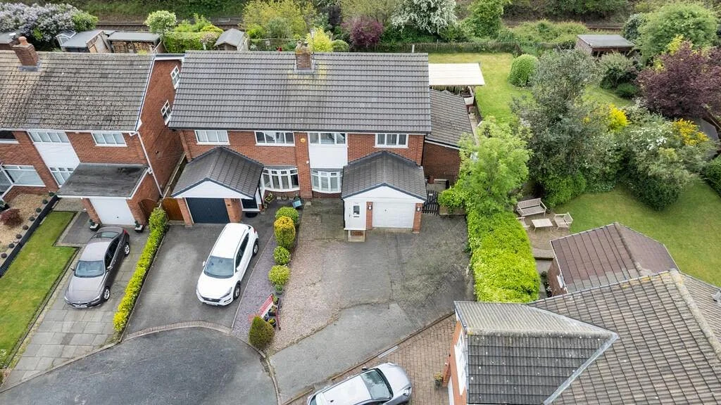 🔻 PRICE REDUCED | Paulden Road, Lostock Gralam, Northwich | NOW &pound;340,000

Don&rsquo;t miss this fantastic opportunity to secure a spacious extended four-bedroom semi-detached home in the ever-popular area of Lostock Gralam &ndash; now availabl