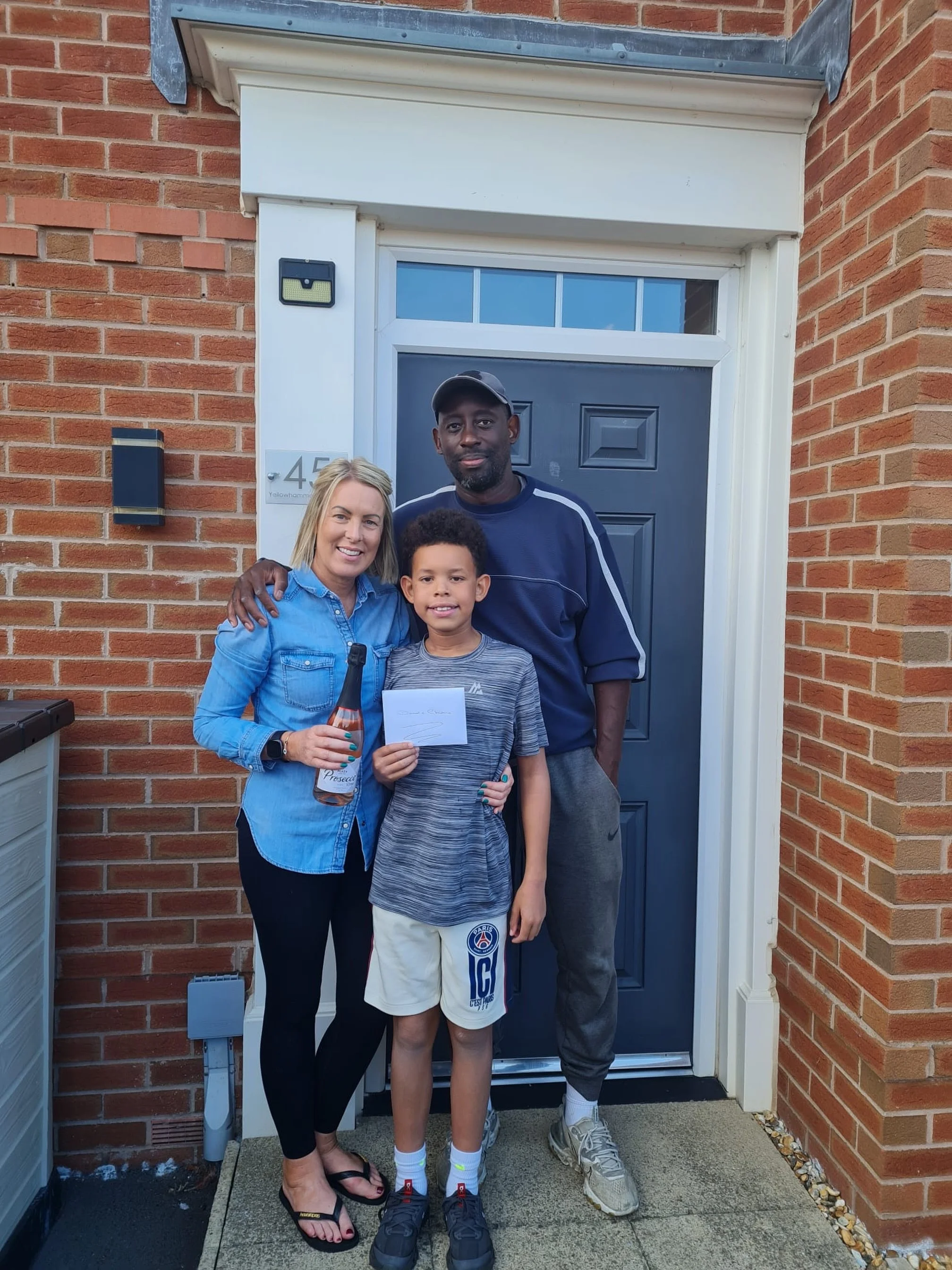 🏡✨ COMPLETION DAY! ✨🏡

A huge congratulations to our wonderful Winsford homeowners on completing on your new home! 🥂🔑

We hope this is the beginning of an amazing new chapter for you and that you make so many happy memories in your new home. ❤️

