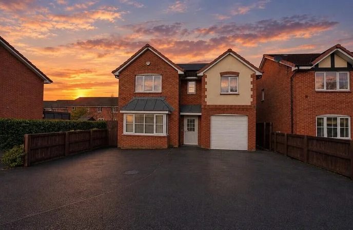 🏡✨ 𝐋𝐎𝐎𝐊𝐈𝐍𝐆 𝐅𝐎𝐑 𝐀 𝐍𝐄𝐖 𝐇𝐎𝐌𝐄? 𝐓𝐇𝐈𝐒 𝐎𝐍𝐄 𝐂𝐎𝐔𝐋𝐃 𝐁𝐄 𝐅𝐎𝐑 𝐘𝐎𝐔! ✨🏡

📍 𝐌𝐮𝐥𝐛𝐞𝐫𝐫𝐲 𝐂𝐥𝐨𝐬𝐞, 𝐑𝐮𝐝𝐡𝐞𝐚𝐭𝐡, 𝐍𝐨𝐫𝐭𝐡𝐰𝐢𝐜𝐡
💰 𝐑𝐄𝐃𝐔𝐂𝐄𝐃 𝐓𝐎 &pound;𝟒𝟑𝟓,𝟎𝟎𝟎

Been searching for that perfect family
