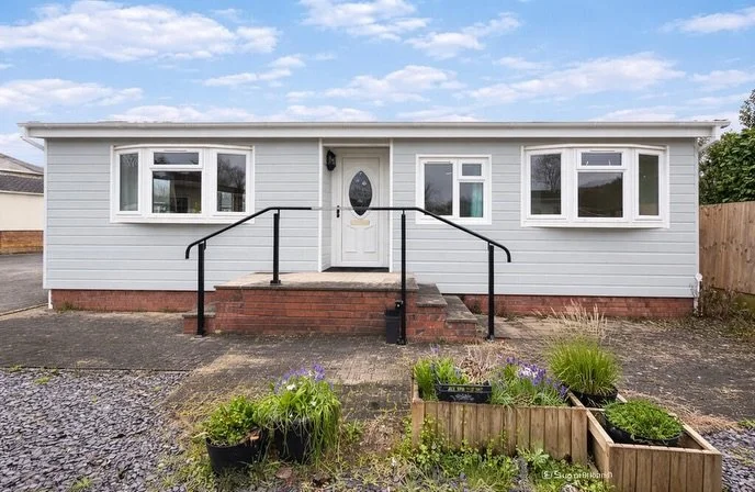 🏡 𝐋𝐎𝐎𝐊𝐈𝐍𝐆 𝐅𝐎𝐑 𝐘𝐎𝐔𝐑 𝐍𝐄𝐗𝐓 𝐇𝐎𝐌𝐄? 🏡

📍 Bartington Hall Park, Bartington, Northwich
💰 NOW &pound;59,950 &mdash; PRICE REDUCED!

✨ Looking for a more relaxed, low-maintenance lifestyle? This could be for you! ✨

🏡 What you&rsquo;