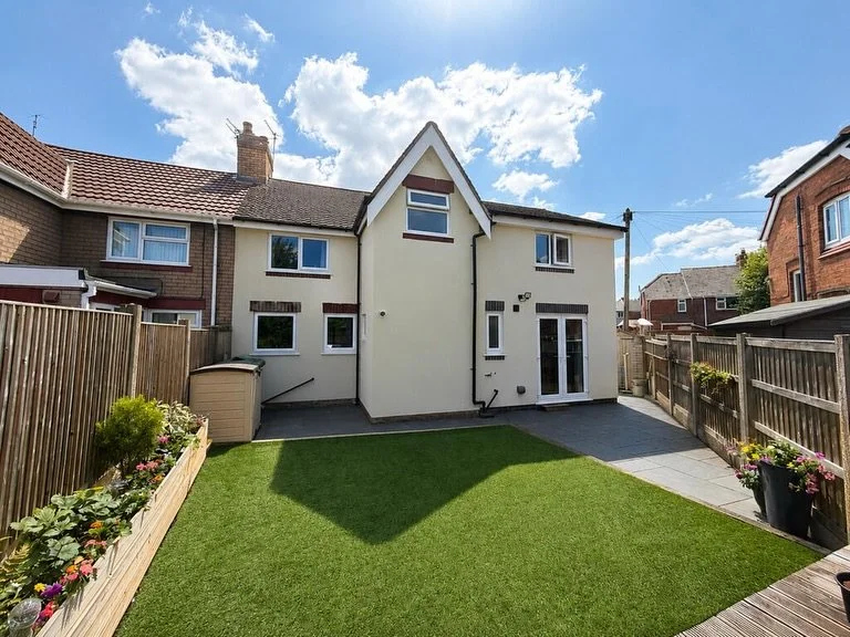 🏡 𝐋𝐎𝐎𝐊𝐈𝐍𝐆 𝐅𝐎𝐑 𝐘𝐎𝐔𝐑 𝐍𝐄𝐗𝐓 𝐇𝐎𝐌𝐄? 🏡

📍 Hickson Street, Barnton, Northwich
💰 &pound;295,000

✨ 𝐀 𝐁𝐄𝐀𝐔𝐓𝐈𝐅𝐔𝐋𝐋𝐘 𝐏𝐑𝐄𝐒𝐄𝐍𝐓𝐄𝐃 &amp; 𝐄𝐗𝐓𝐄𝐍𝐃𝐄𝐃 𝟒-𝐁𝐄𝐃𝐑𝐎𝐎𝐌 𝐅𝐀𝐌𝐈𝐋𝐘 𝐇𝐎𝐌𝐄! ✨

🏡 What you&rsquo;ll l