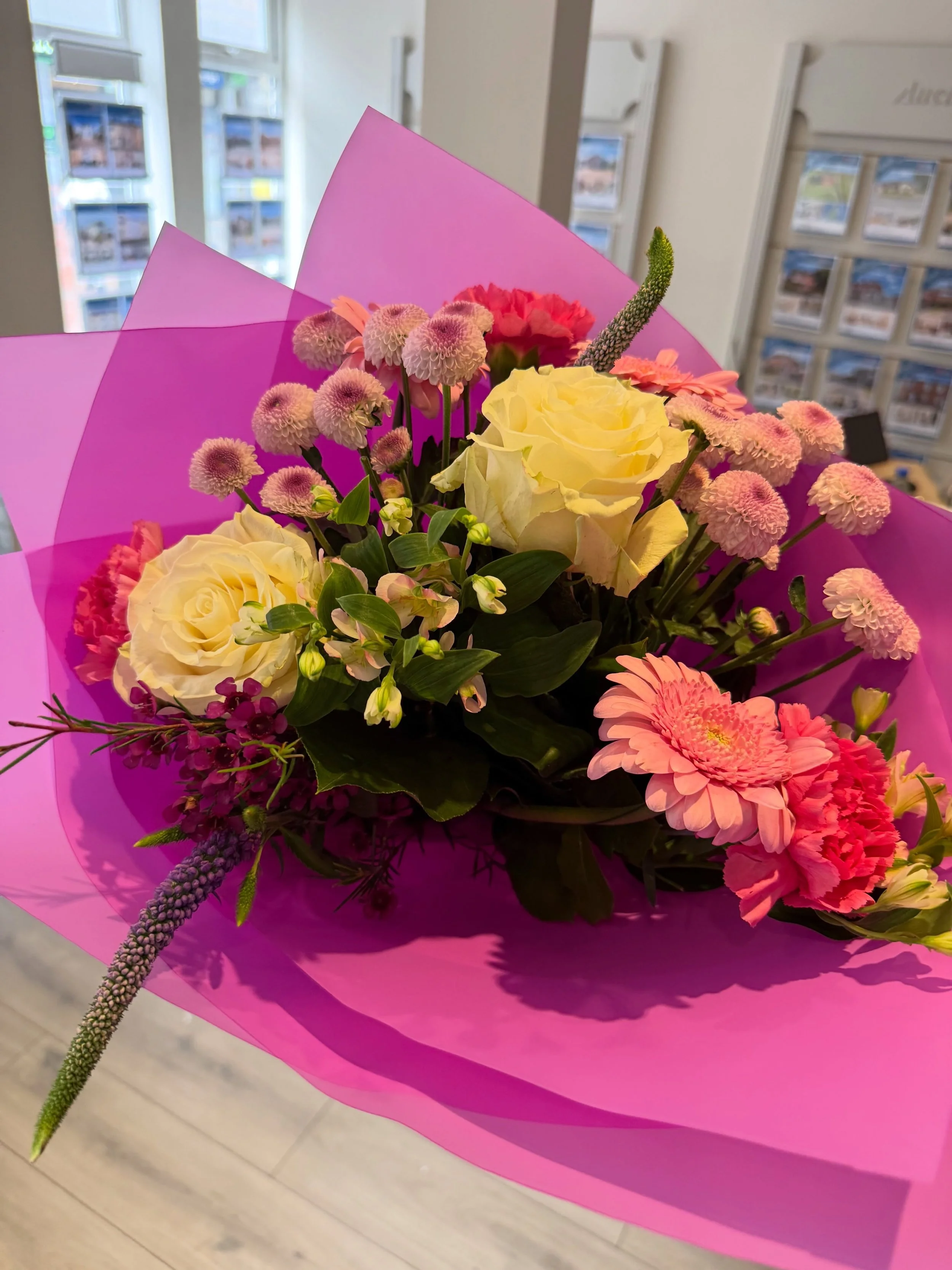 Lovely flowers from completion off a client 🥹👏