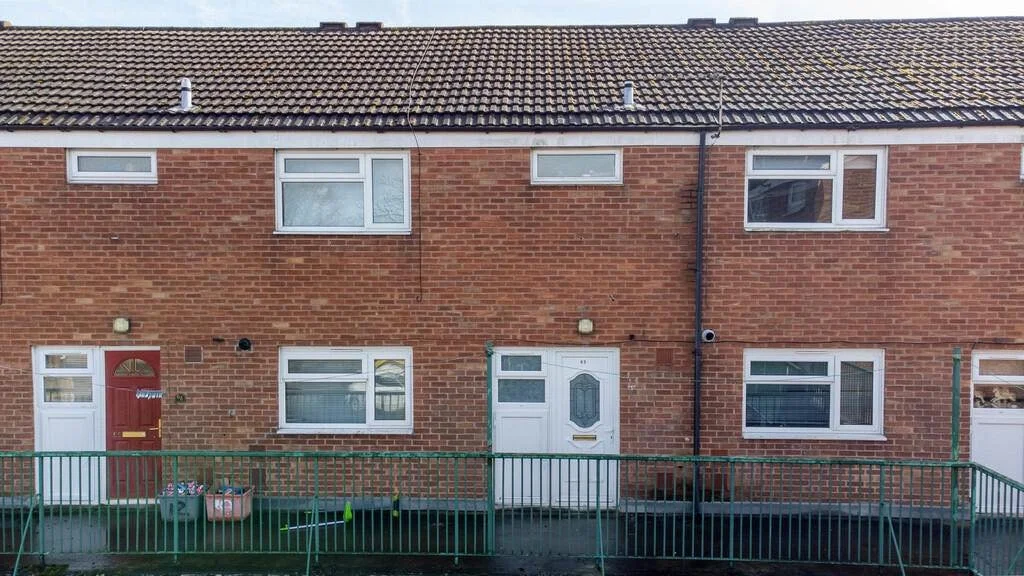 🚨🏡 𝐉𝐔𝐒𝐓 𝐋𝐀𝐔𝐍𝐂𝐇𝐄𝐃! 🏡🚨

💥 𝐈𝐍𝐕𝐄𝐒𝐓𝐌𝐄𝐍𝐓 𝐎𝐏𝐏𝐎𝐑𝐓𝐔𝐍𝐈𝐓𝐘 &ndash; 𝐎𝐍𝐋𝐘 &pound;𝟏𝟎𝟎,𝟎𝟎𝟎! 💥

📍 Beeston Street, Castle, Northwich
💰 &pound;100,000

📈 Looking to add to your property portfolio? This spacious three-