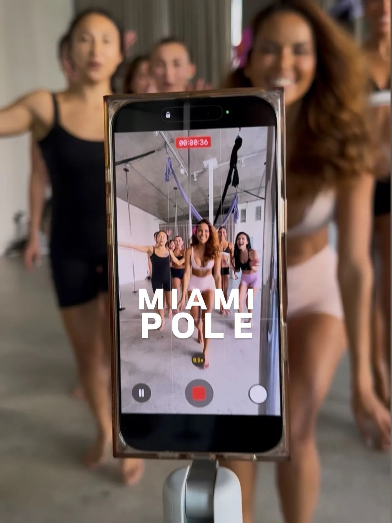 Don&rsquo;t miss our PROMOS!
$30 - Single Class

$145 - New Pole Promo! Unlimited classes for the first month 

RECEIVE 2 FREE CLASSES! When you refer a friend for any of our membership or class pack.

Our Promos are valid for all classes: Pole fitne