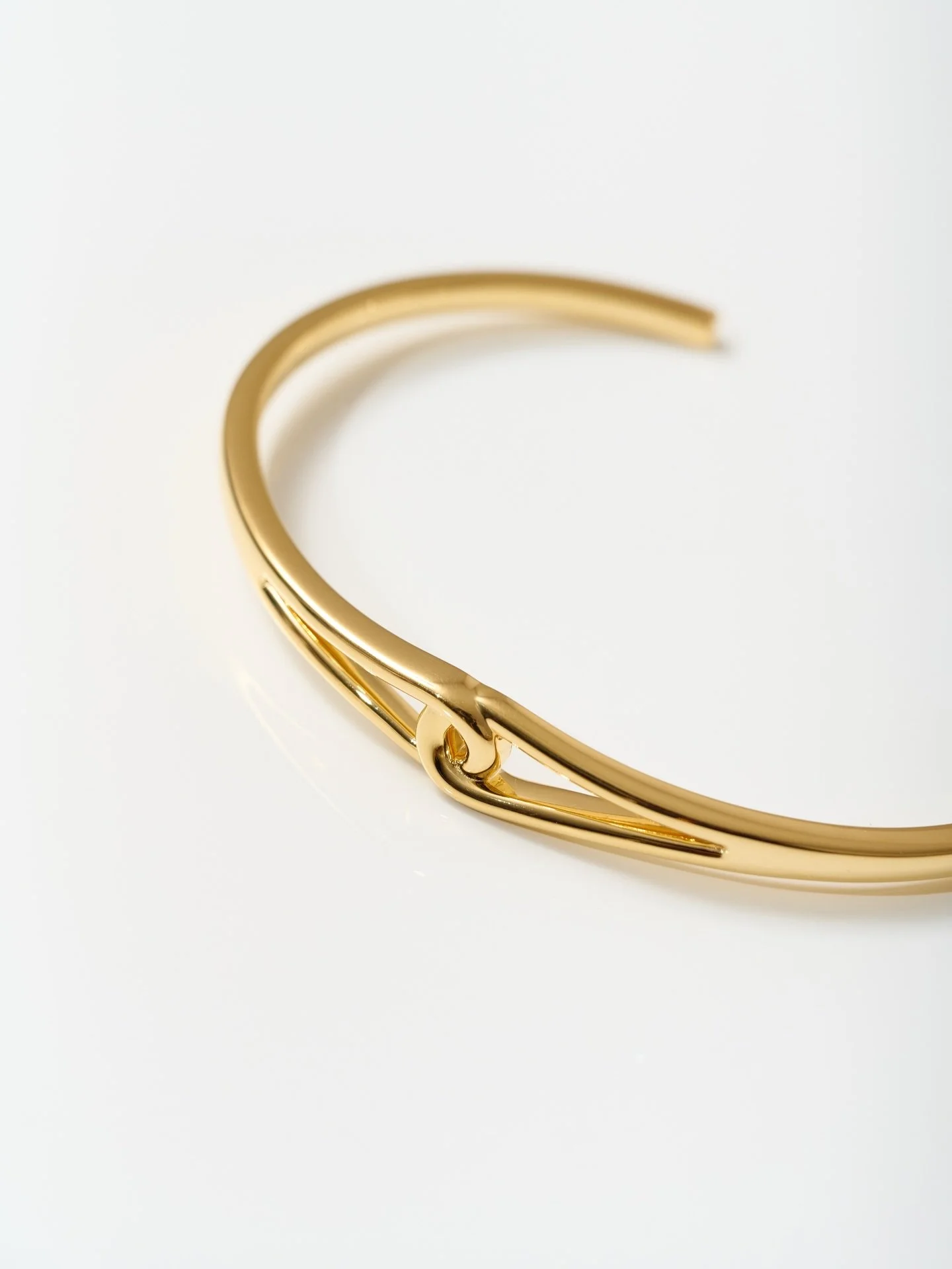 Still life jewellery photography in London for @nimmishaofficial