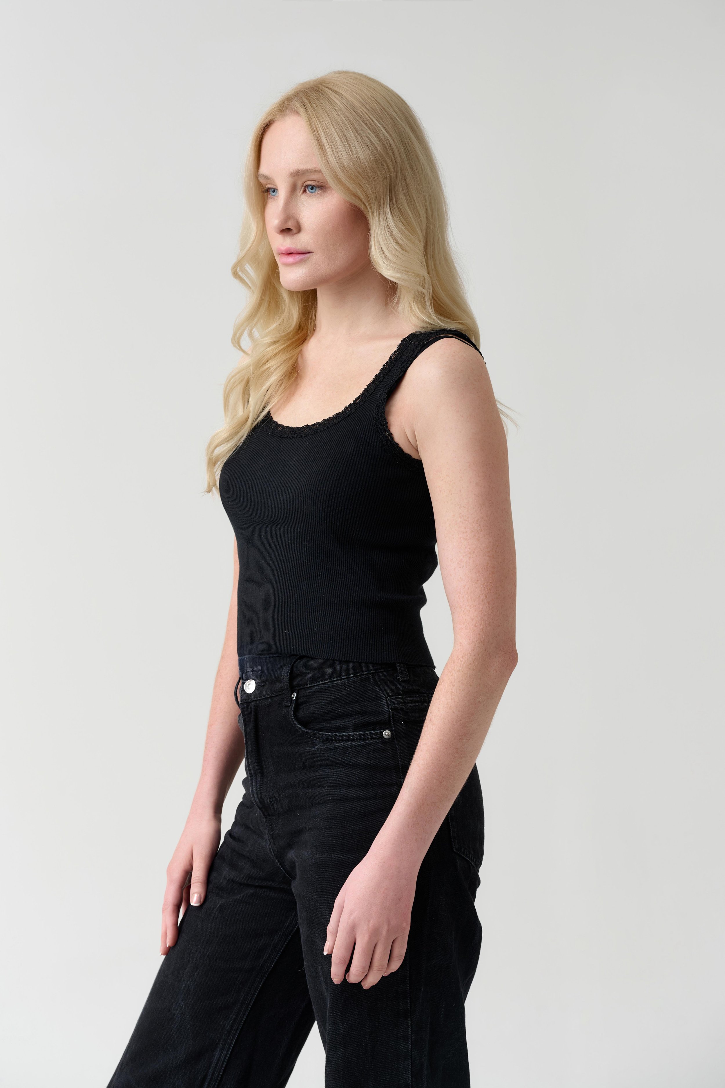 Emily41676.jpg