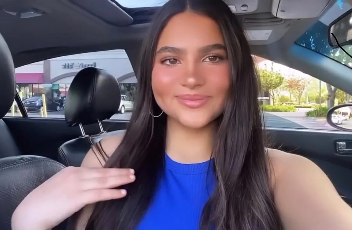 Deena Testimonial Selfie.jpg