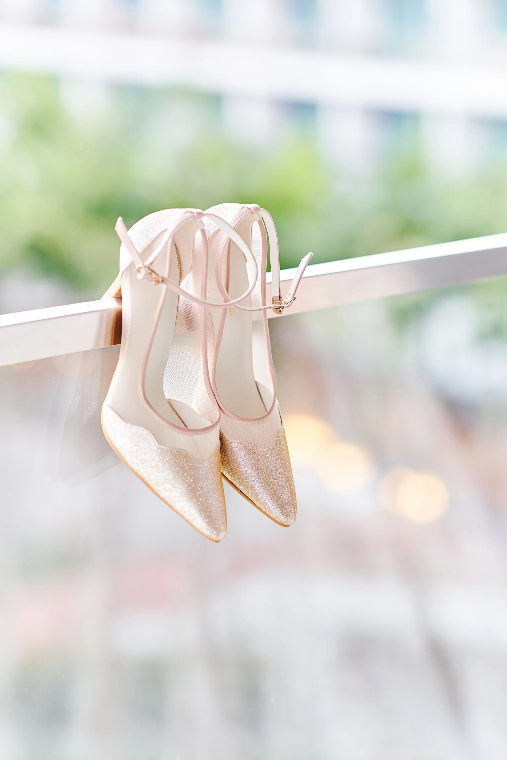MelissaEthan_Whotel_Wedding_004.jpg