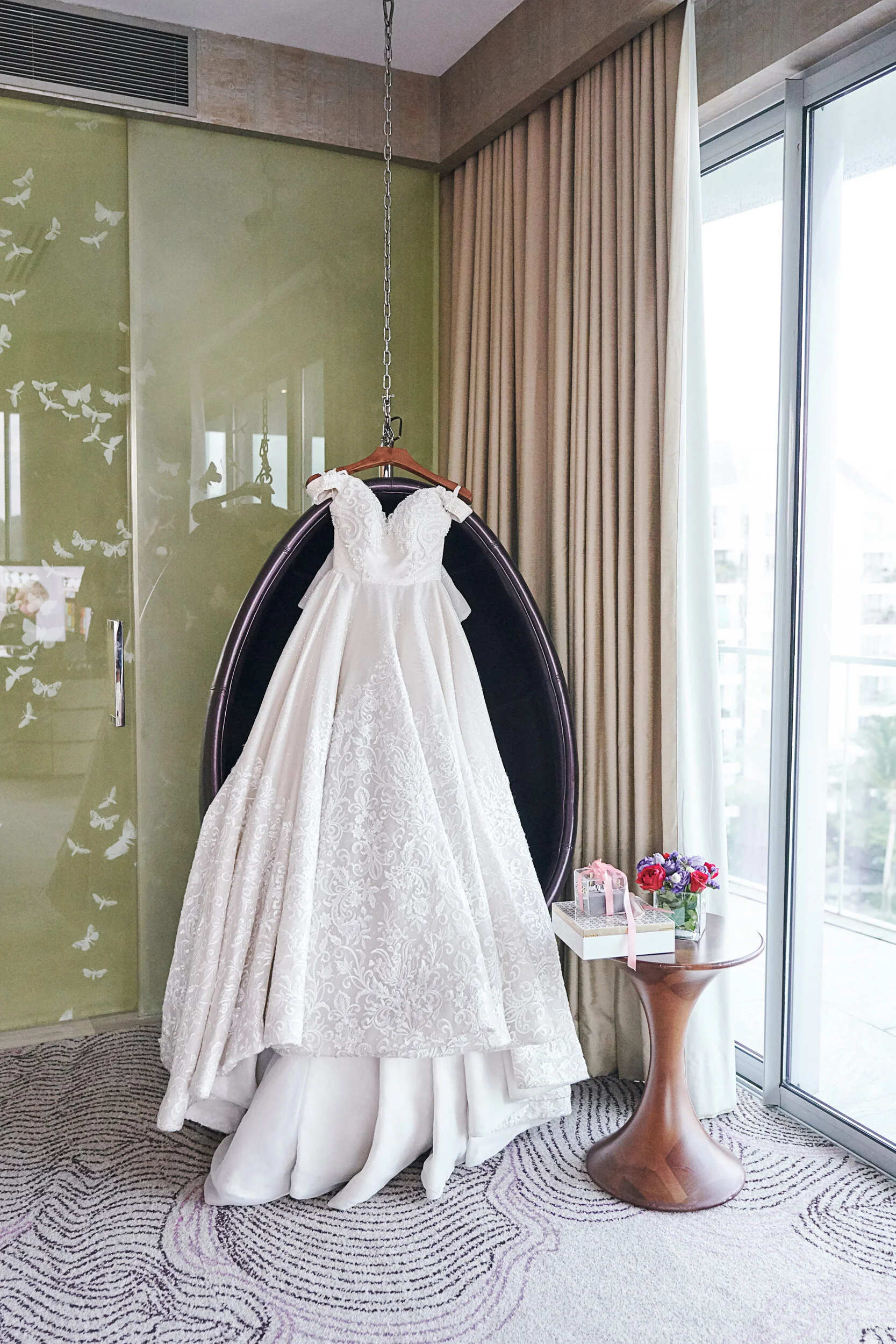 MelissaEthan_Whotel_Wedding_003.jpg