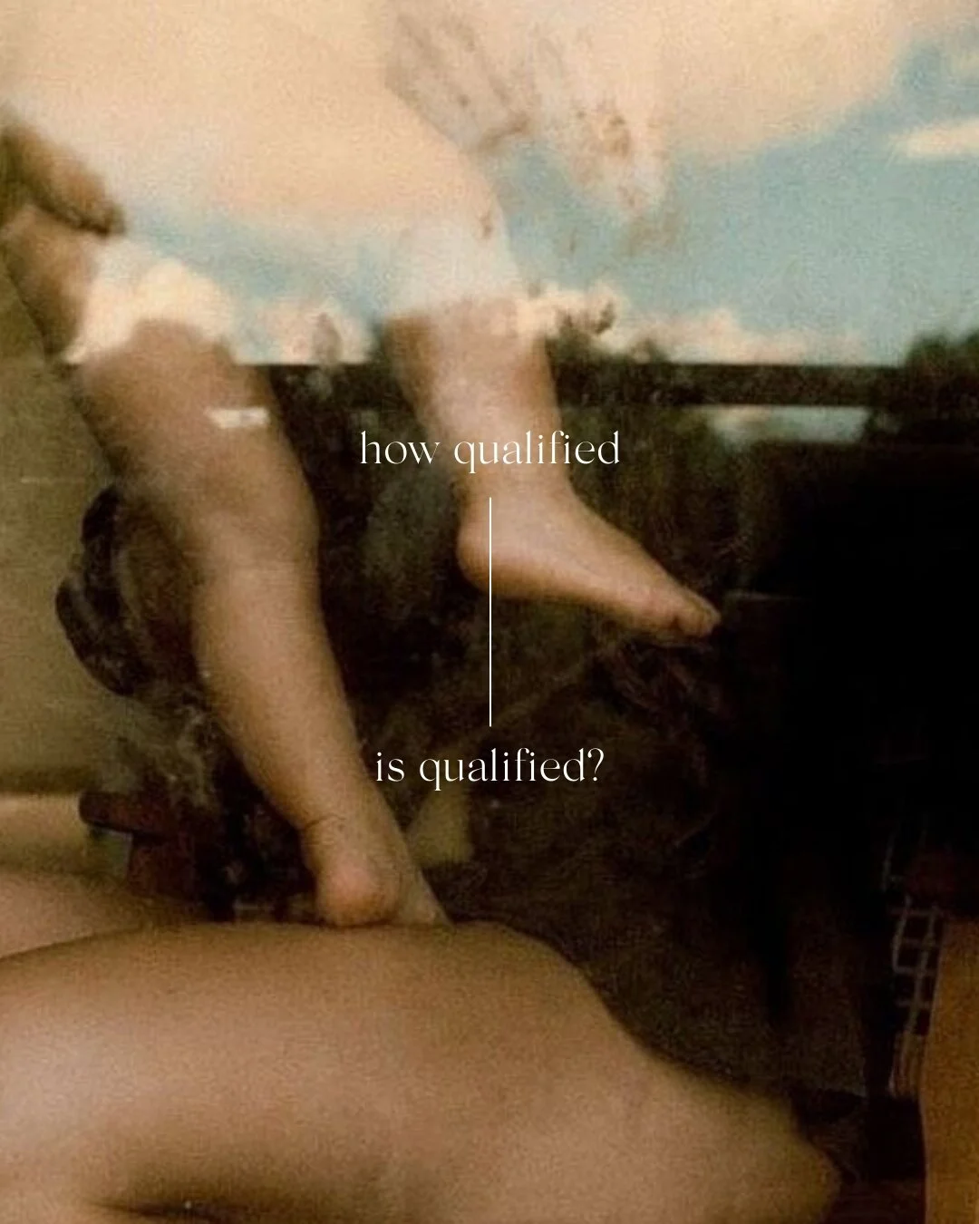 I was inspired by @peacefull_postpartum to write this post and she was inspired by @theplanteddoula, obviously, it's a shared topic of conversation between doulas but it also speaks to how you can find the best support for yourself. 

Qualifications,