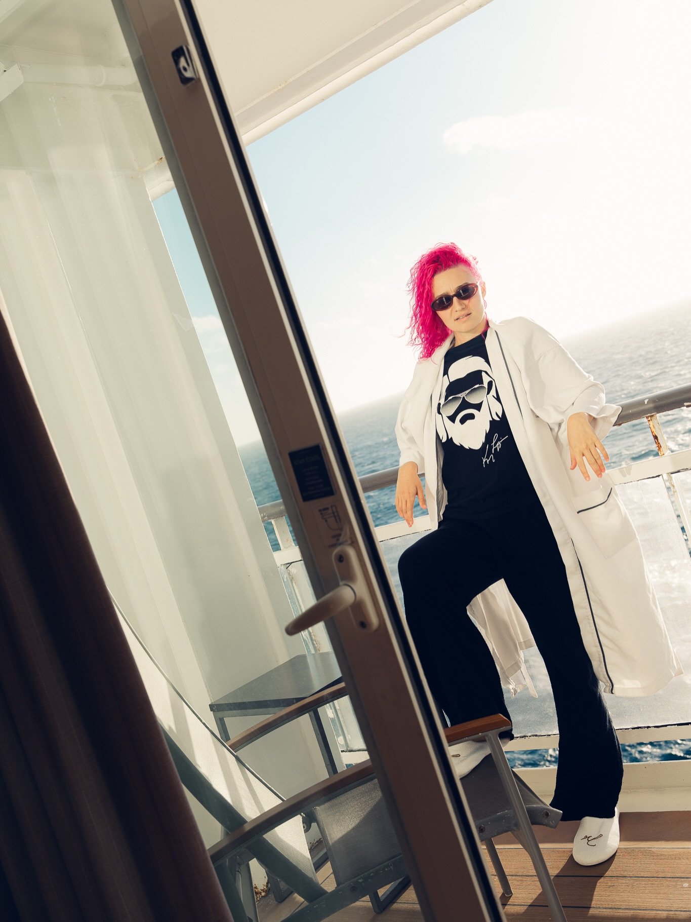 A day off with a very good view @bottiatsea + reppin&rsquo; my fav klog tee

📸: @roberto_johnson
