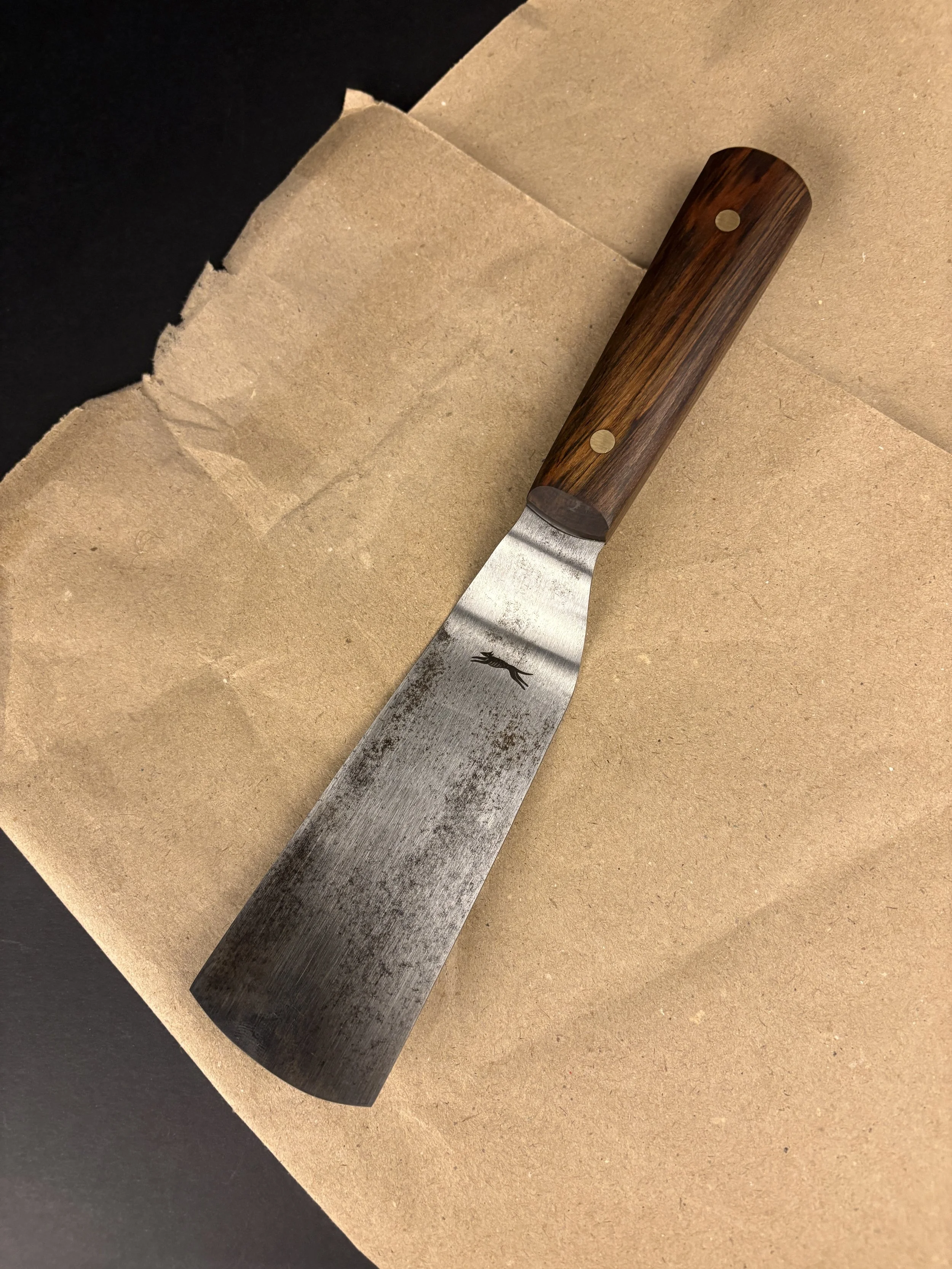 Recycled Carbon Steel Flipper