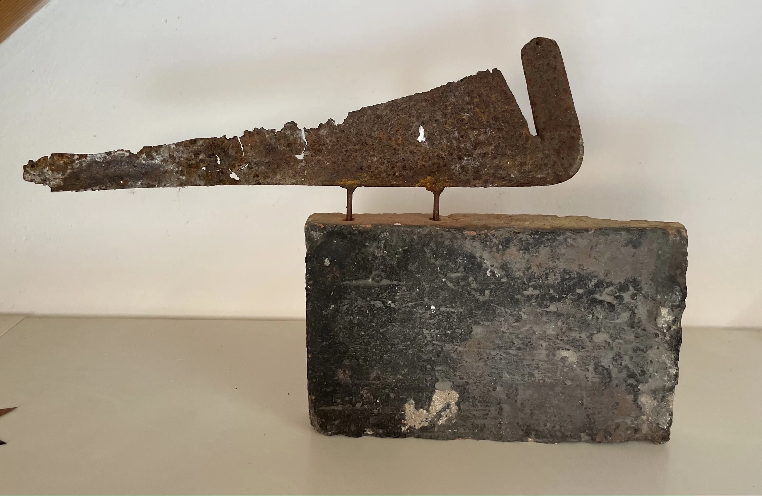 Christina Wiese; Eisen auf Keramikziegel -250€