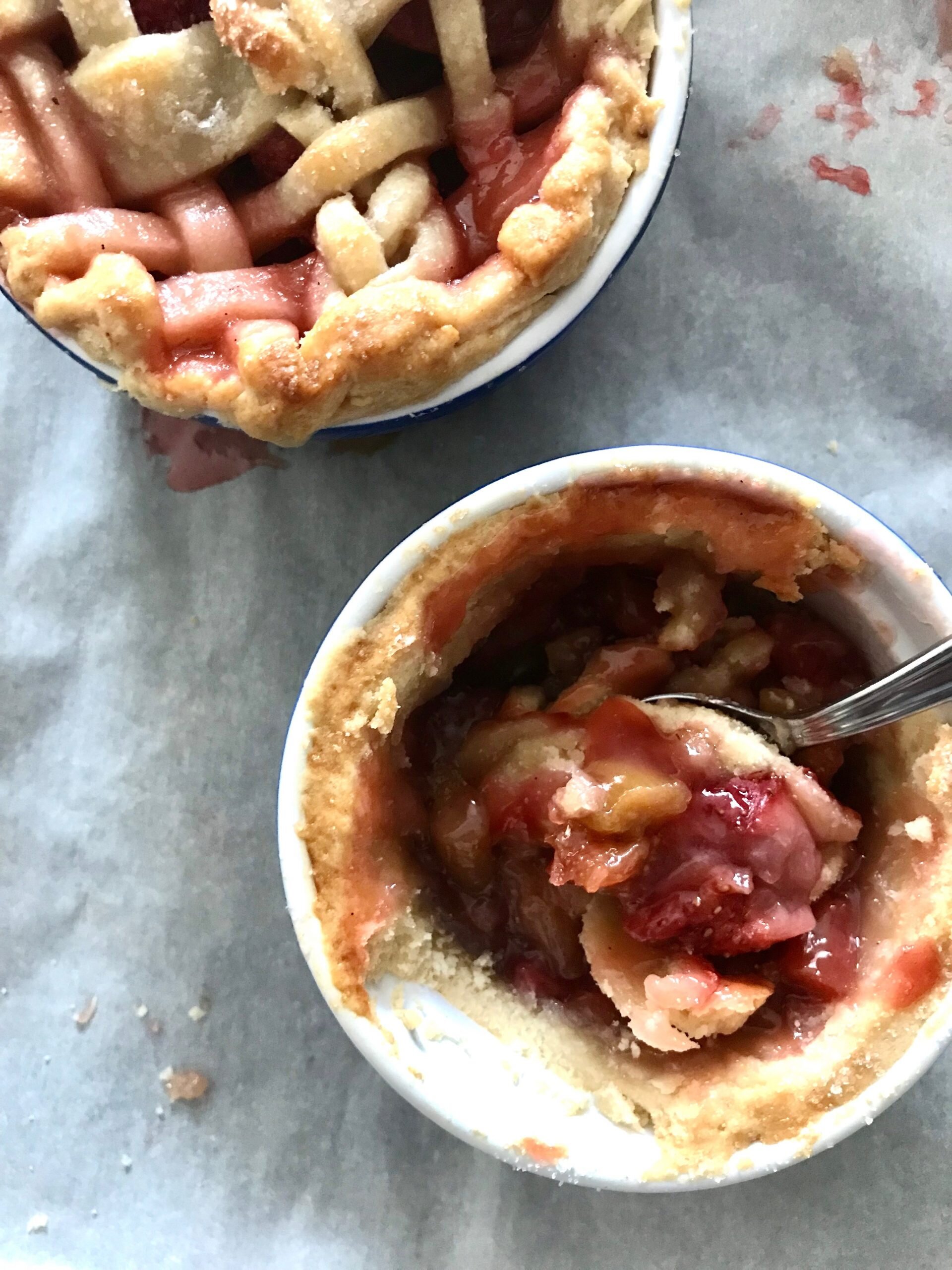 Strawberry Rhubarb Deep Dish Pie