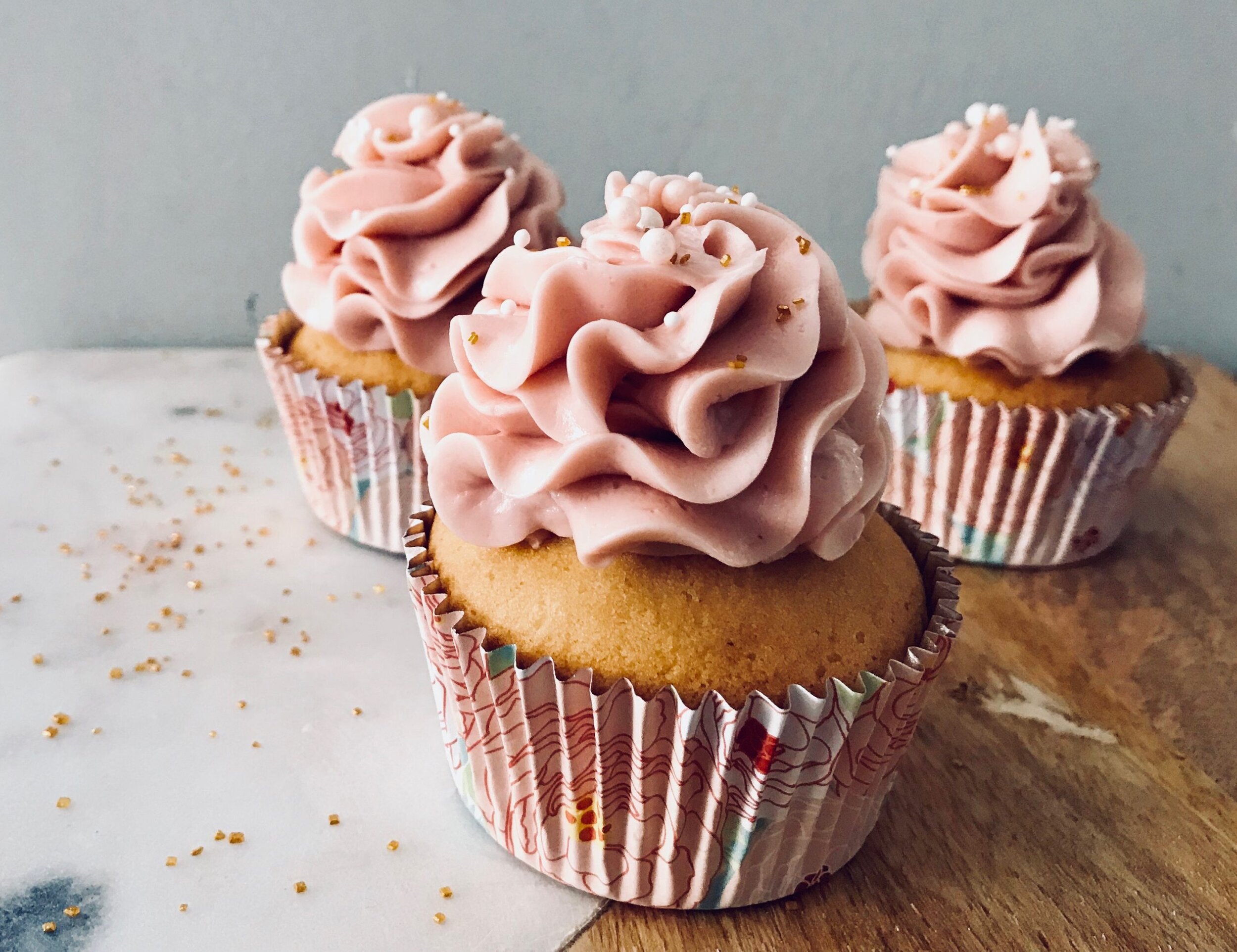 Almond Raspberry Cupcakes