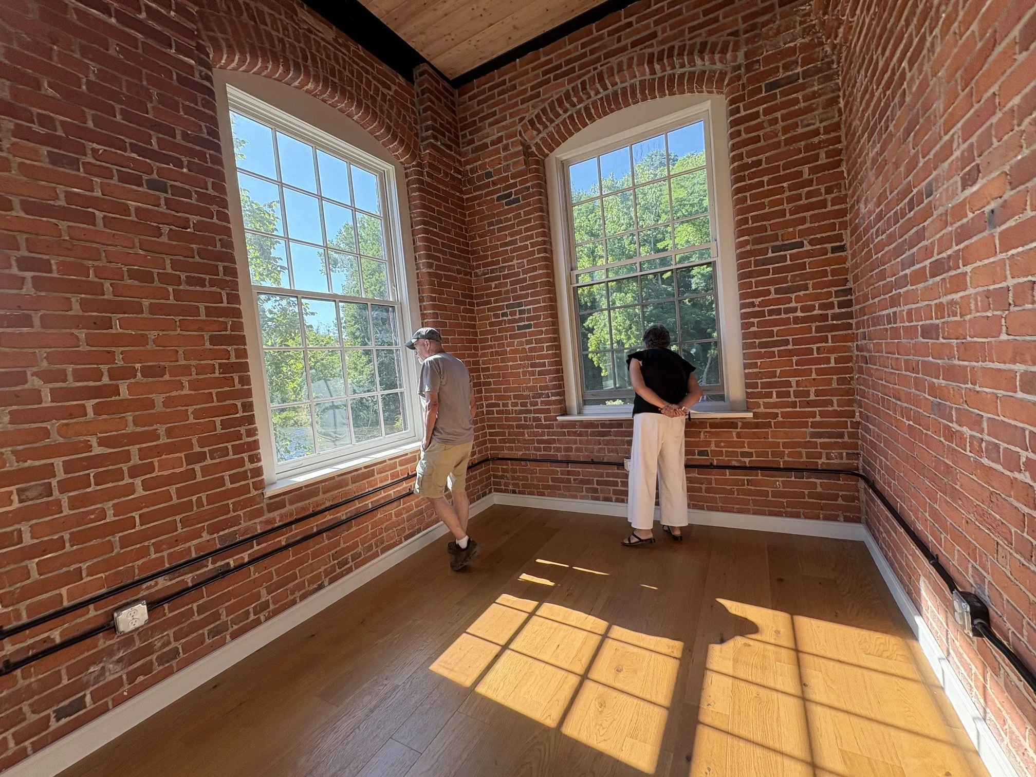 LOFTS - BRICK WALLS.jpeg