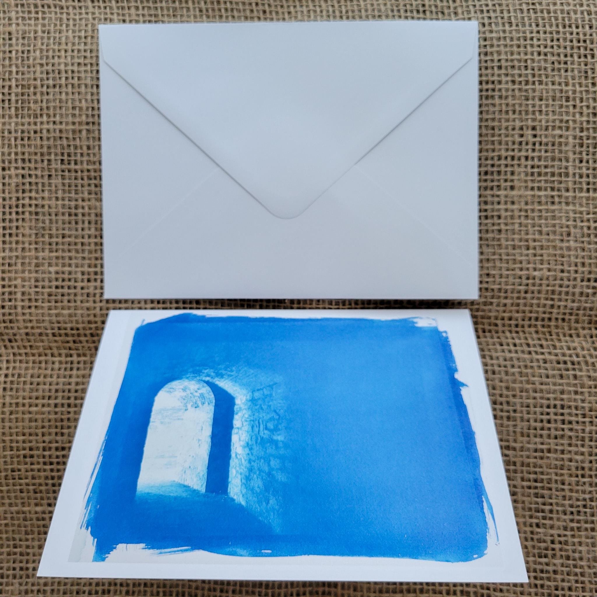 https://i.etsystatic.com/55927220/r/il/0114b2/6616321939/il_fullxfull.6616321939_regm.jpg