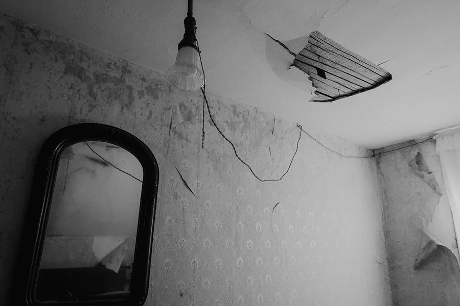 S Lawhorne Photography | mirror-and-crumbling-ceiling.jpg
