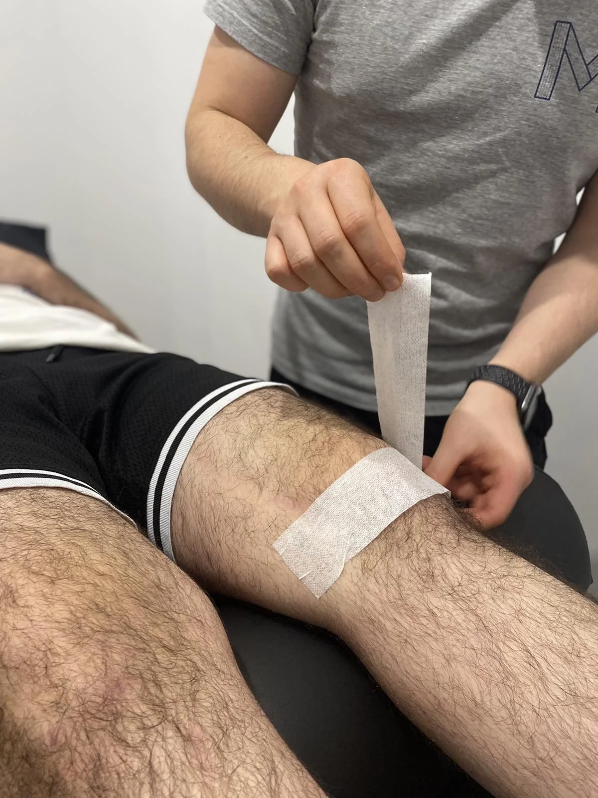 Taping For KneeCap Pain Momentum Physio & Rehab Group