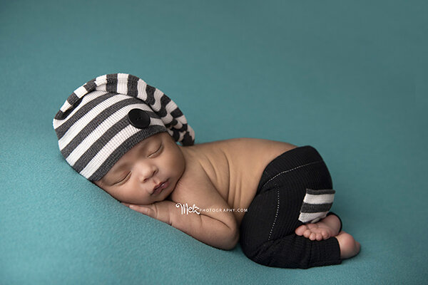 mateos-newborn-session-belleville-new-jersey-newborn-photographer-melz-photography-2.png