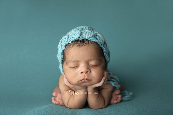 mateos-newborn-session-belleville-new-jersey-newborn-photographer-melz-photography-4.png