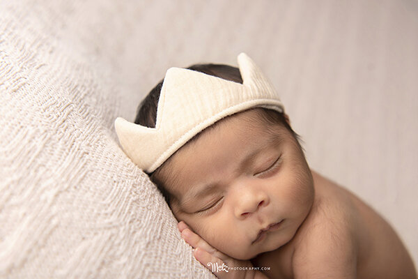 mateos-newborn-session-belleville-new-jersey-newborn-photographer-melz-photography-8.png