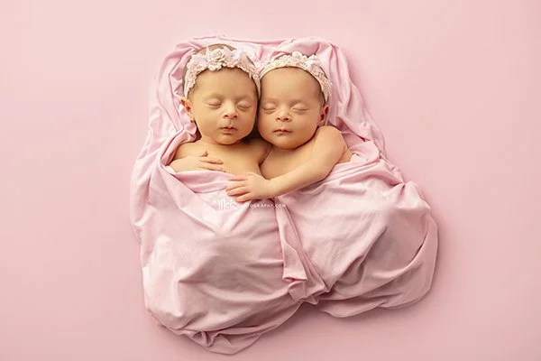 twin-newborn-session-belleville-new-jersey-newborn-photographer-melzphotography-2.jpg