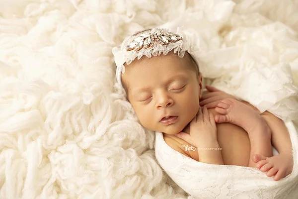 twin-newborn-session-belleville-new-jersey-newborn-photographer-melzphotography-5.jpg