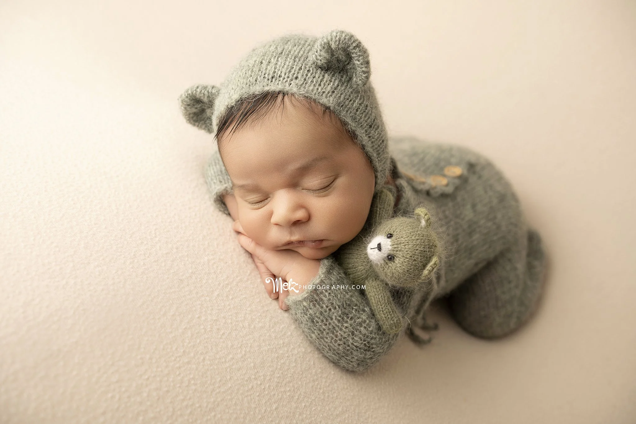 mateo-h-newborn-session-belleville-new-jersey-newborn-photographer-melz-photography-6.jpg