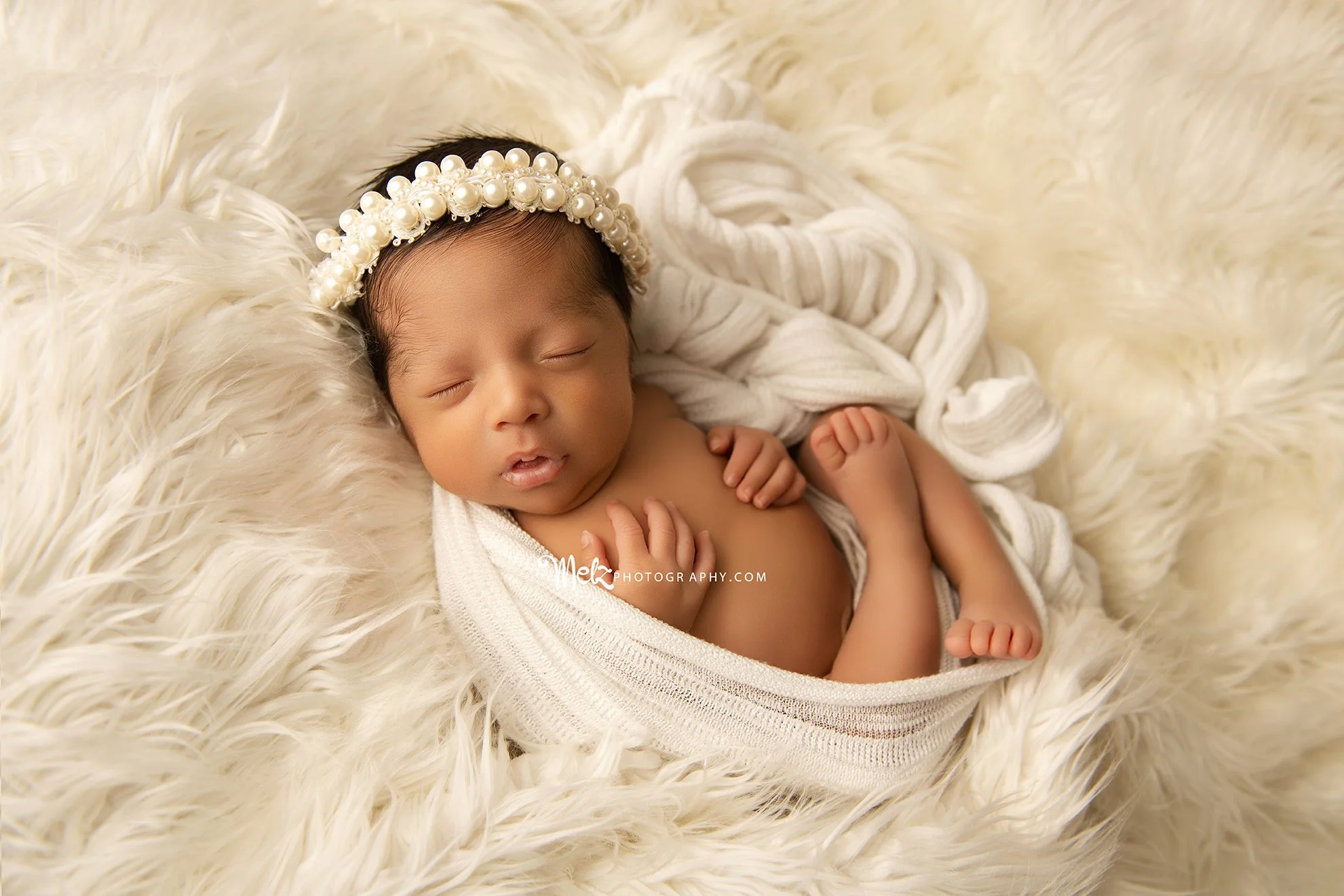 cataleya-sky-catalina-sol-twin-newborn-session-belleville-new-jersey-newborn-photographer-melz-photography-2.jpg
