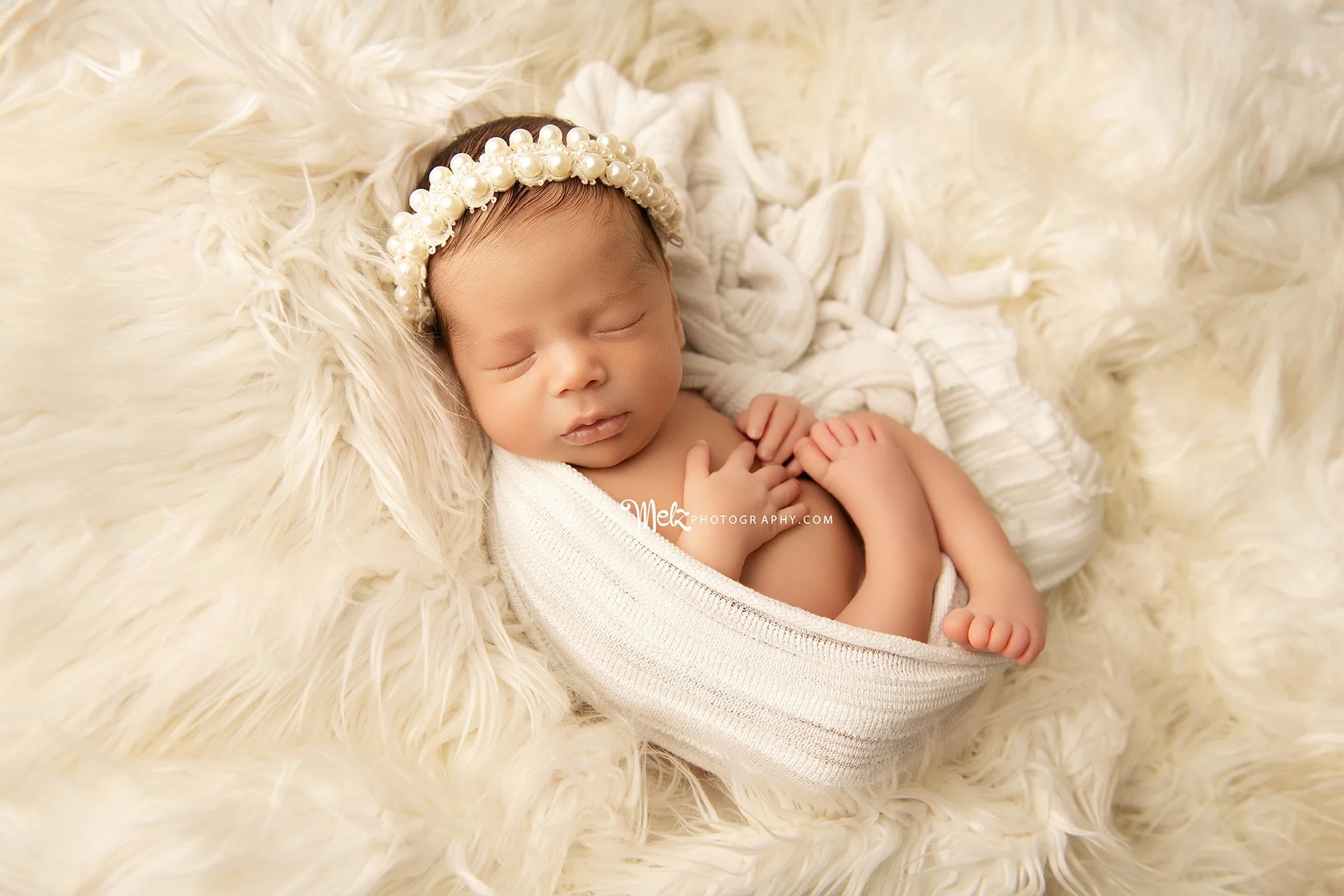 cataleya-sky-catalina-sol-twin-newborn-session-belleville-new-jersey-newborn-photographer-melz-photography-5.jpg
