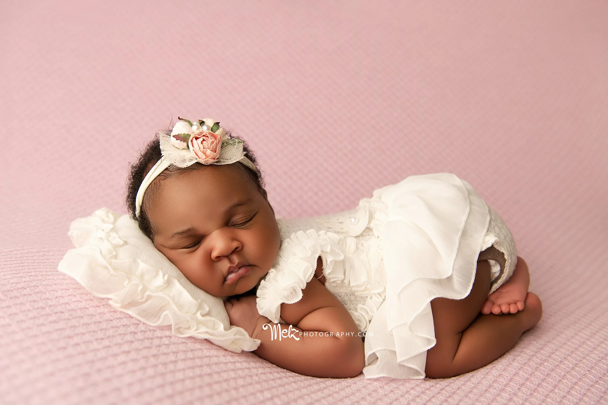 kimabasi-newborn-session-belleville-new-jersey-newborn-photographer-melz-photography-2.jpg