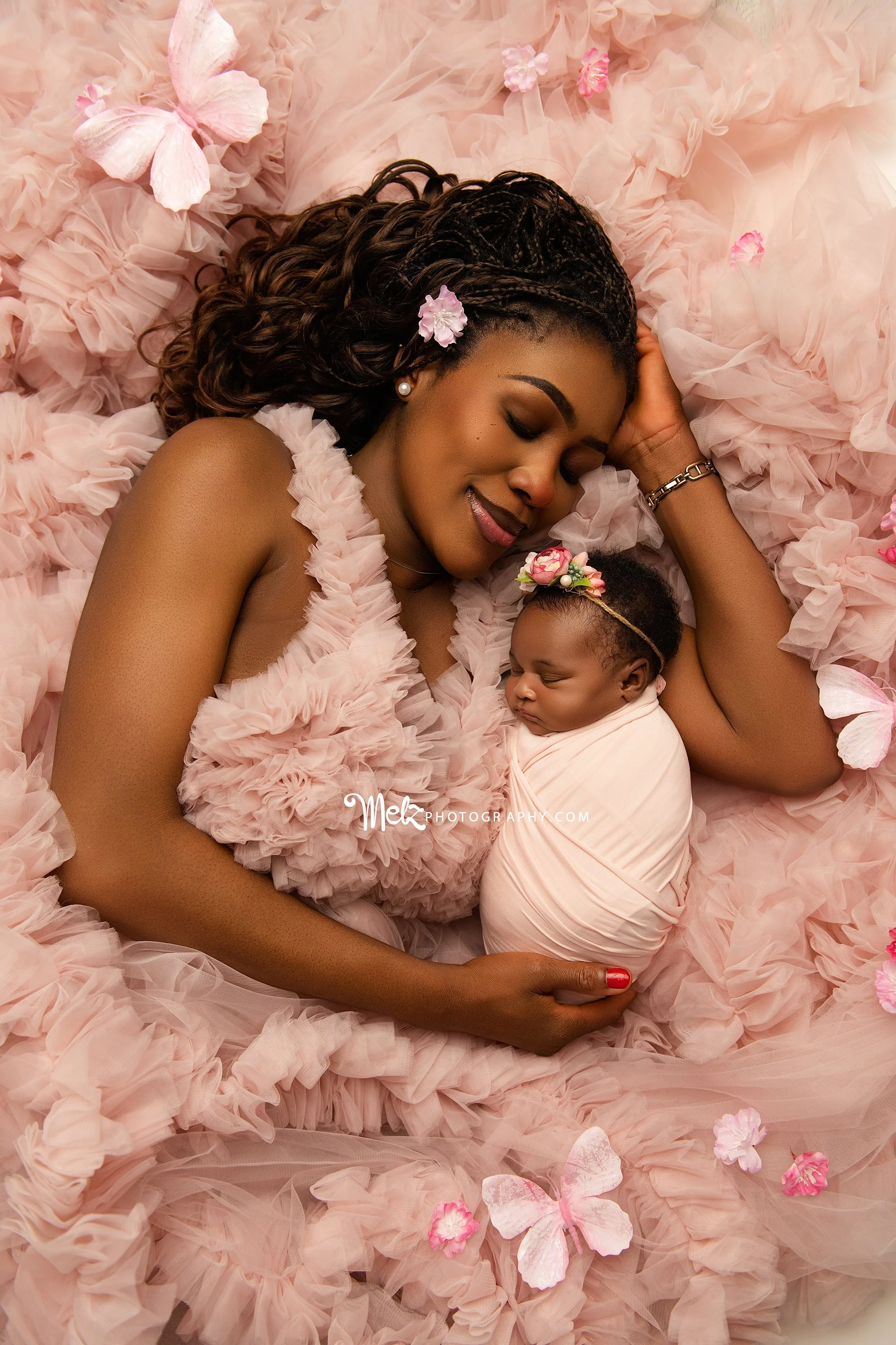 kimabasi-newborn-session-belleville-new-jersey-newborn-photographer-melz-photography-8.jpg