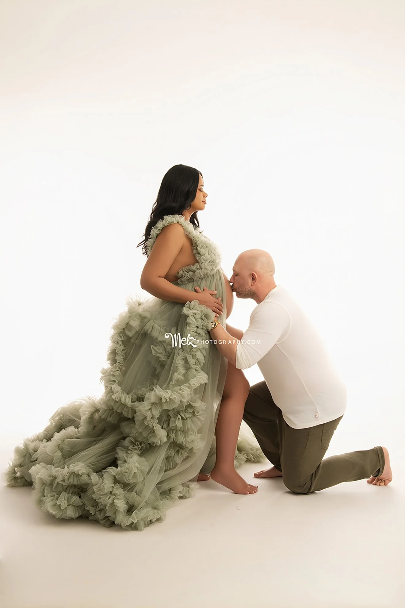 nathalia-maternity-session-belleville-new-jersey-maternity-photographer-melz-photography-1.jpg