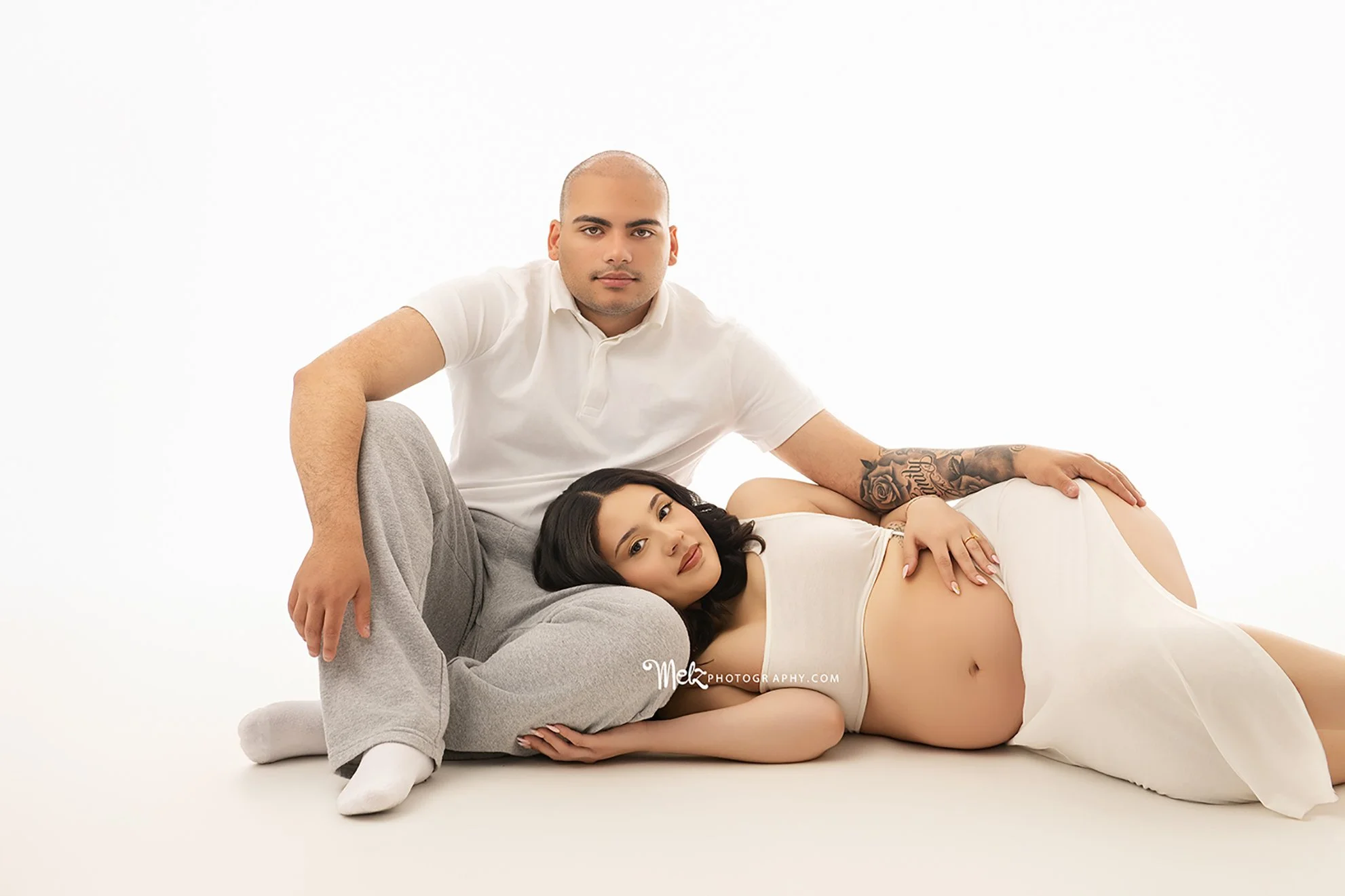 mariah-y-maternity-session-belleville-new-jersey-maternity-photographer-melz-photography-4.jpg
