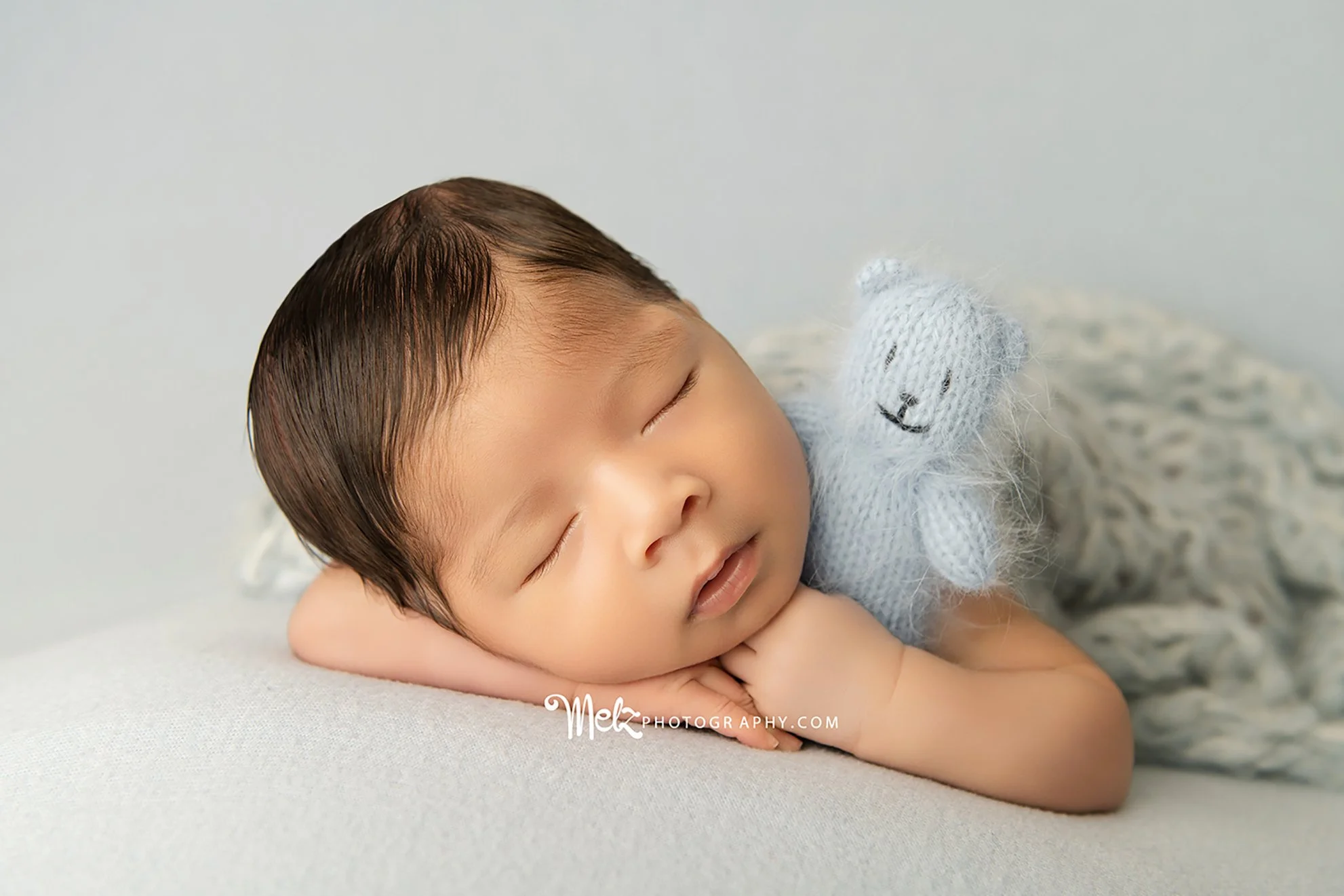 lorenzo-m-newborn-session-belleville-new-jersey-newborn-photographer-melz-photography-3.jpg