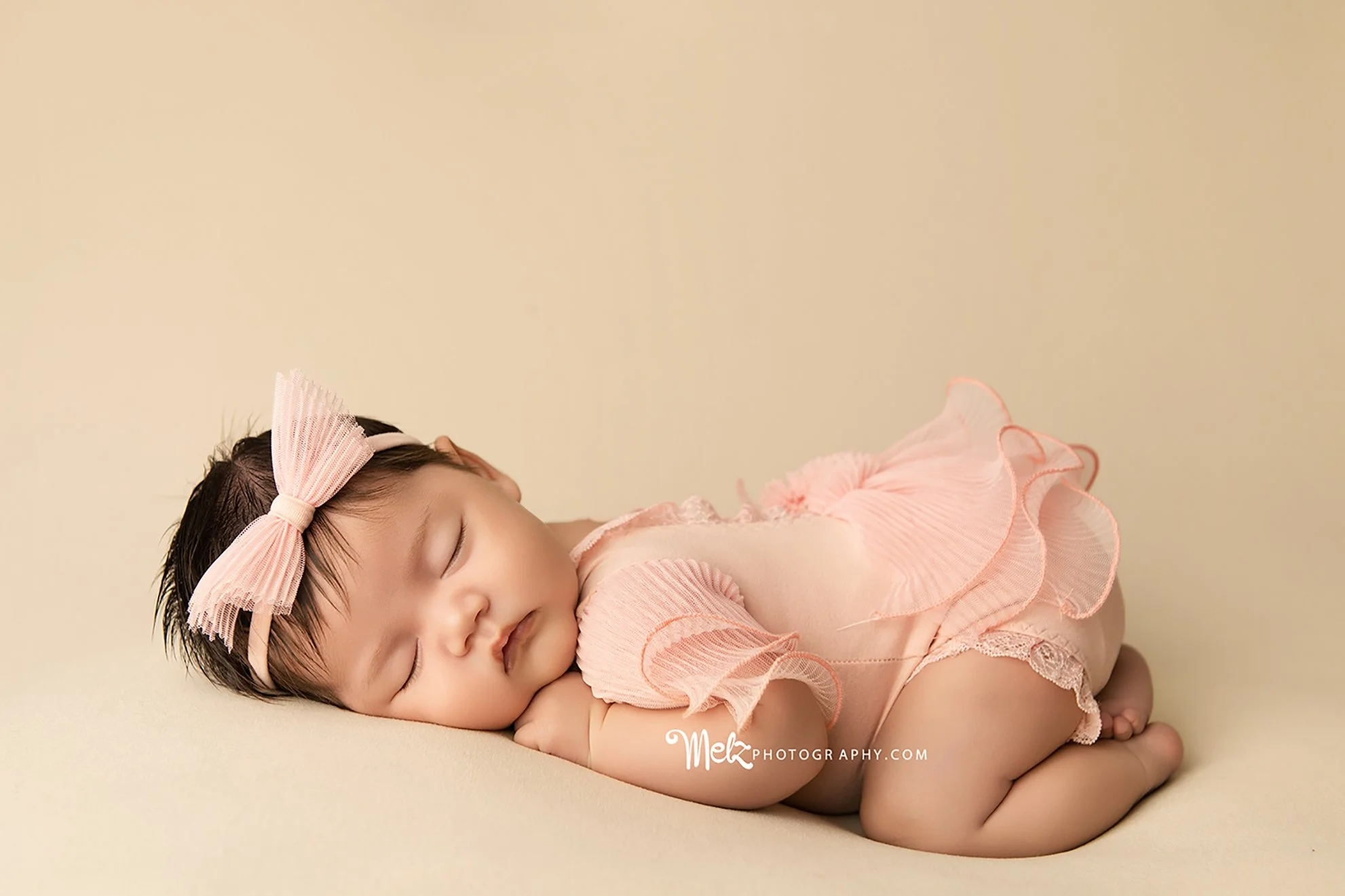 isabelle-v-newborn-session-belleville-new-jersey-newborn-photographer-melz-photography-5.jpg