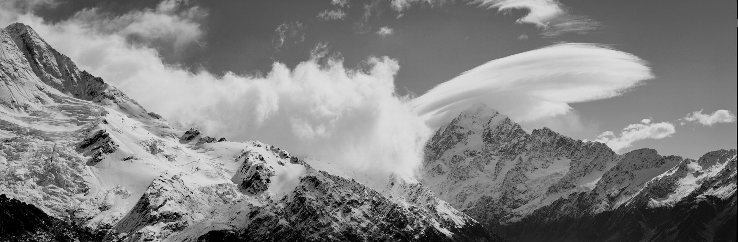mt_cook_bw.jpg