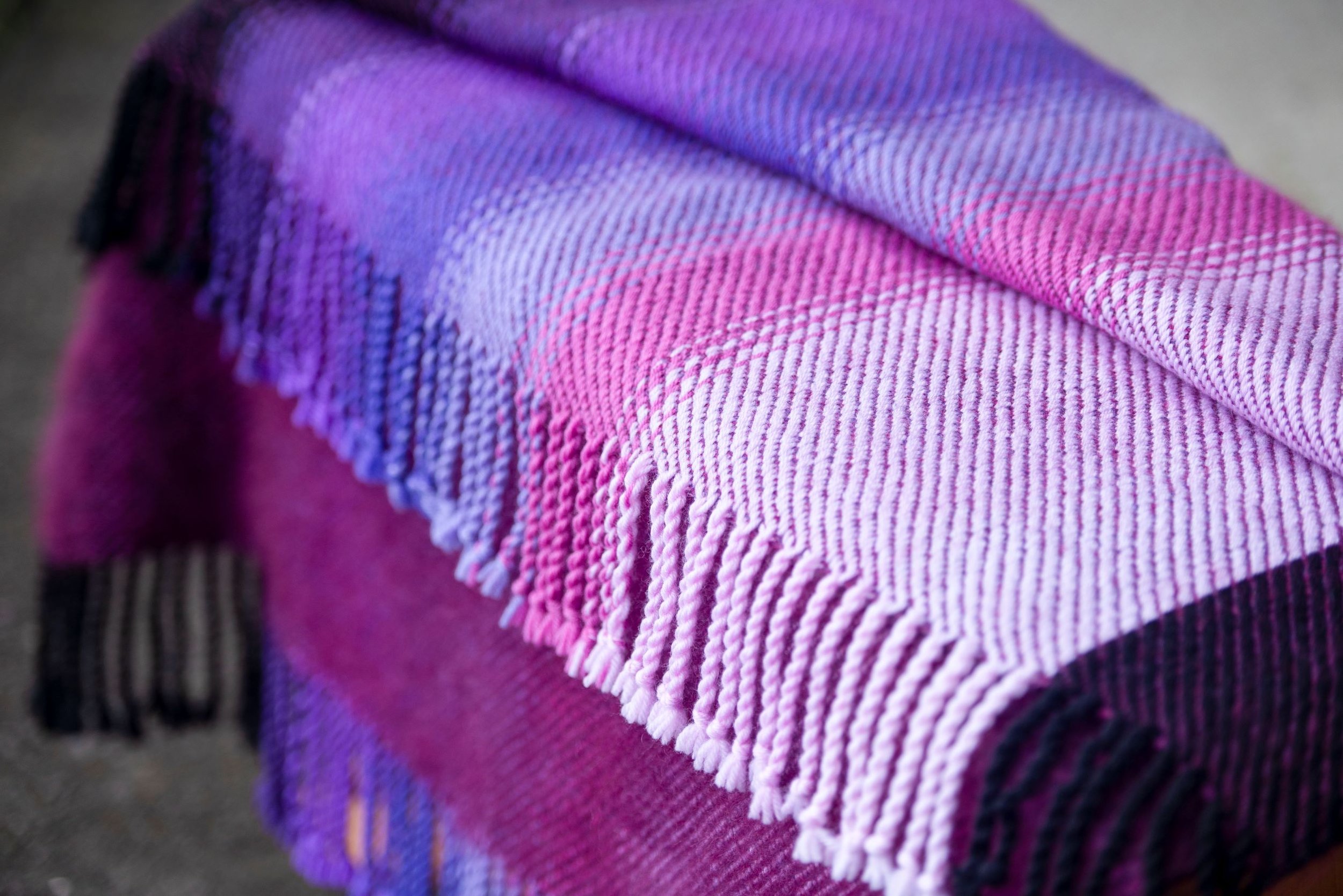 Janie Gummer: Day's End -- sofa throw, two faced, 50% wool, 35% mohair, 15% silk, hand woven, 156 x 100cm