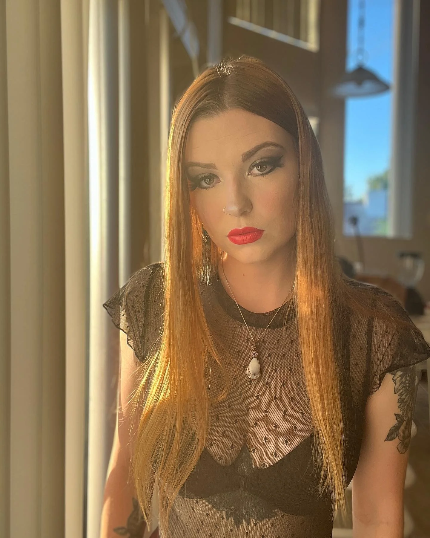 ℒℴ𝓉𝓈 𝓉ℴ 𝓈𝒽ℴ𝓌, 𝓁𝒾𝓉𝓉𝓁ℯ 𝓉ℴ 𝓈𝒶𝓎 ✨
&bull;
&bull;
&bull;
&bull;
&bull;

#lamusic #lamusician #laartist #seattleartist #seattlemusic #solofemaleartist #womeninrock #rockartist #rockmusician #guitargirl #femaleguitarist #upandcomingmusician 
#