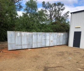 Fence.jpg