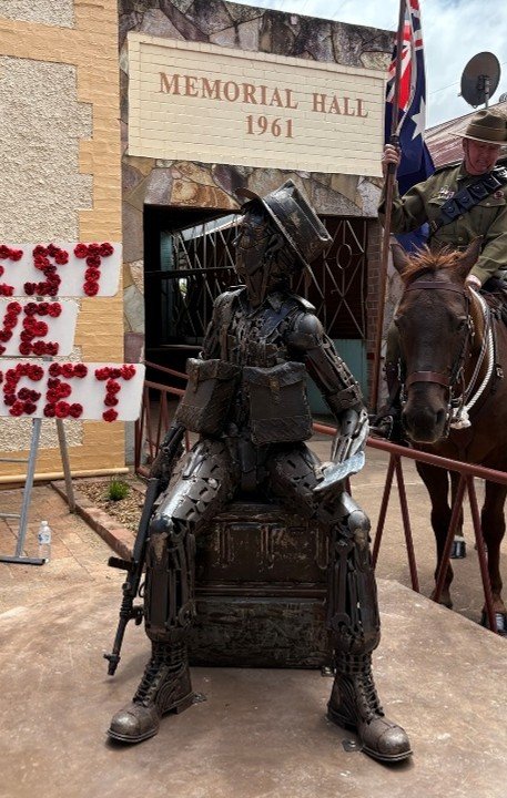 Statue.jpg